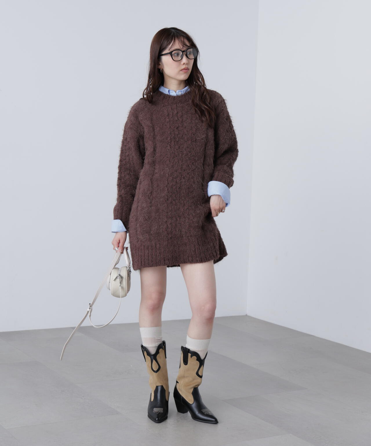 テディヤーンケーブル編みミニワンピース