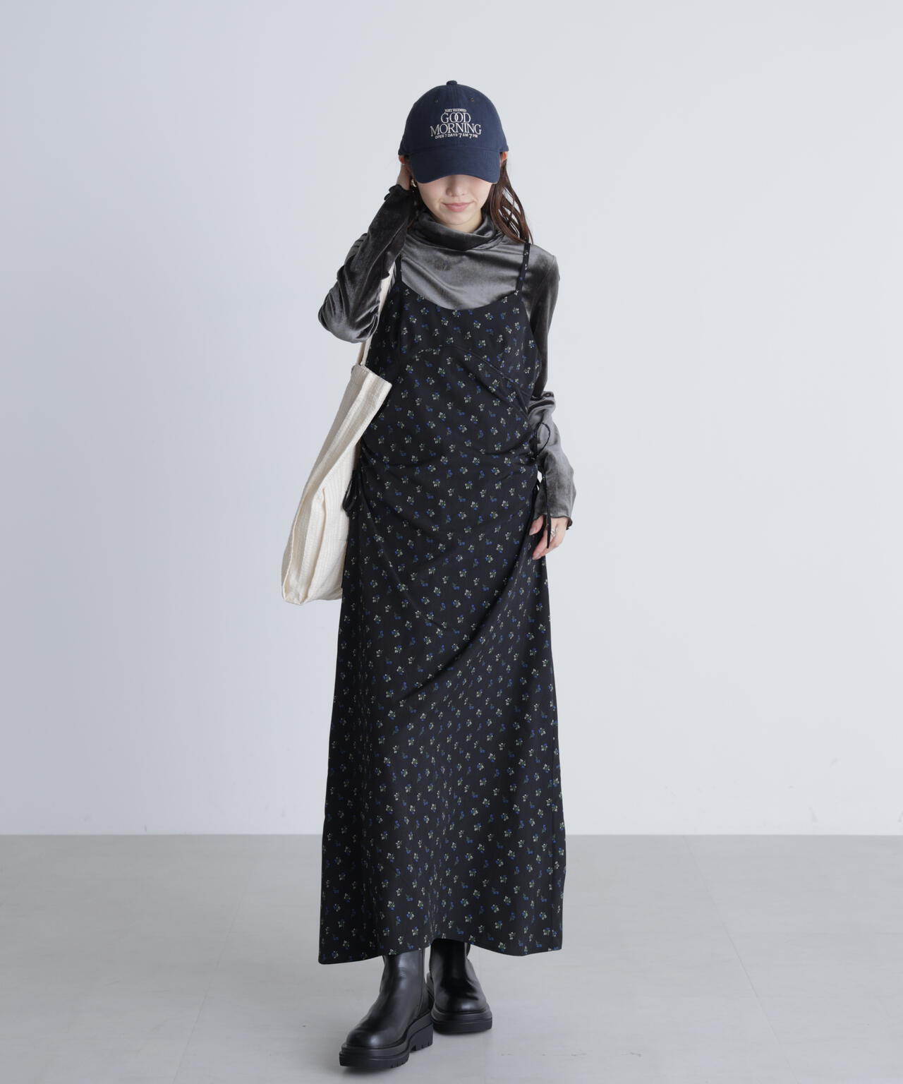 小花柄ドロストキャミワンピース