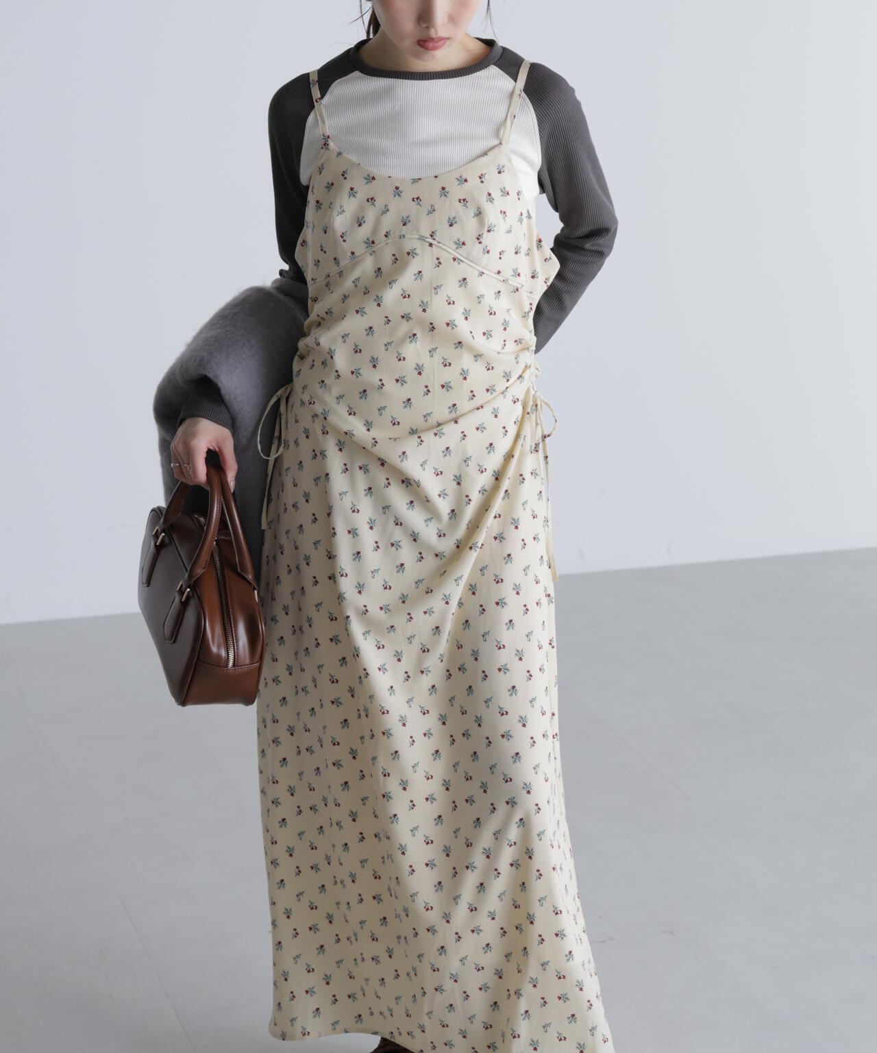 小花柄ドロストキャミワンピース