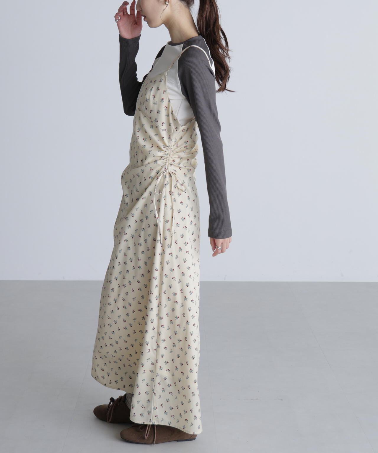 小花柄ドロストキャミワンピース