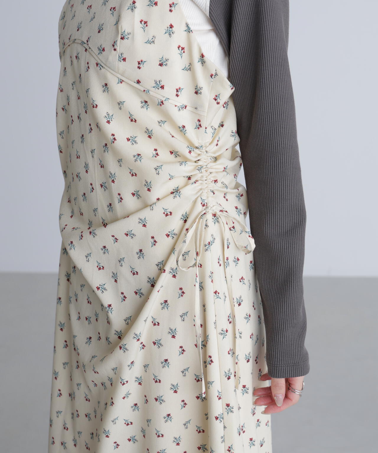 小花柄ドロストキャミワンピース