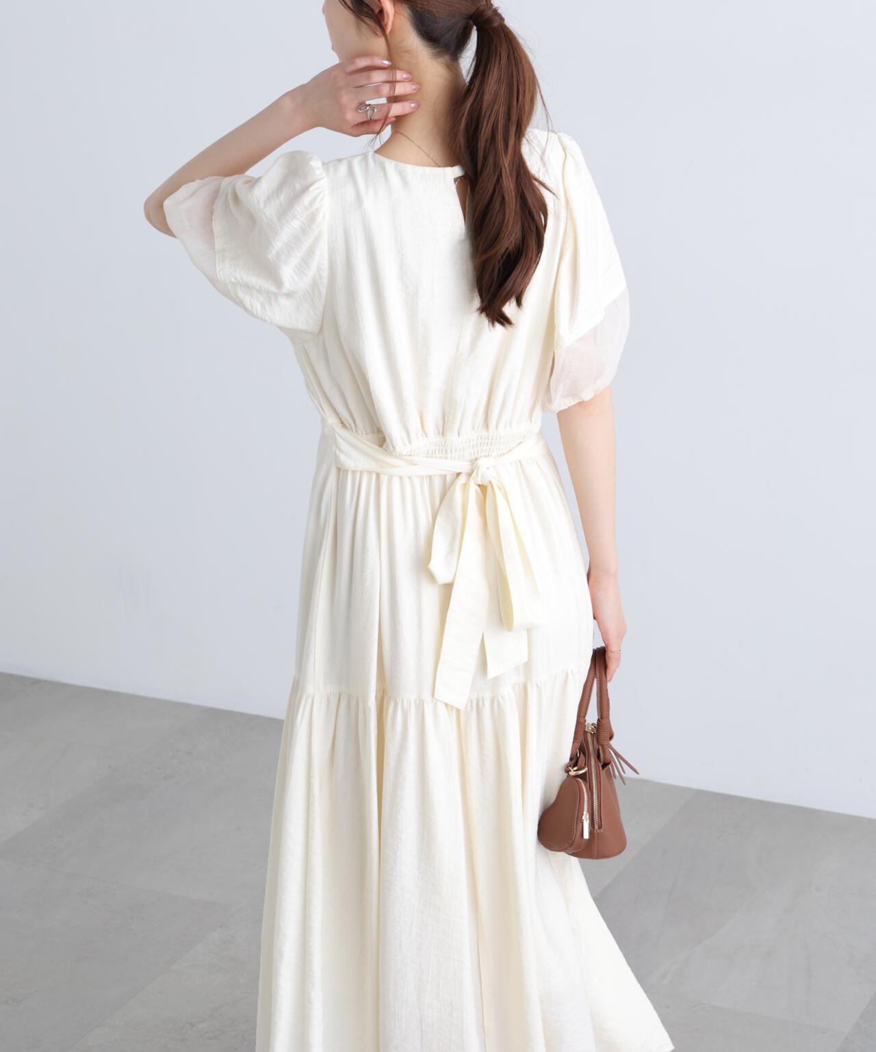 ランタンスリーブバックリボンワンピース