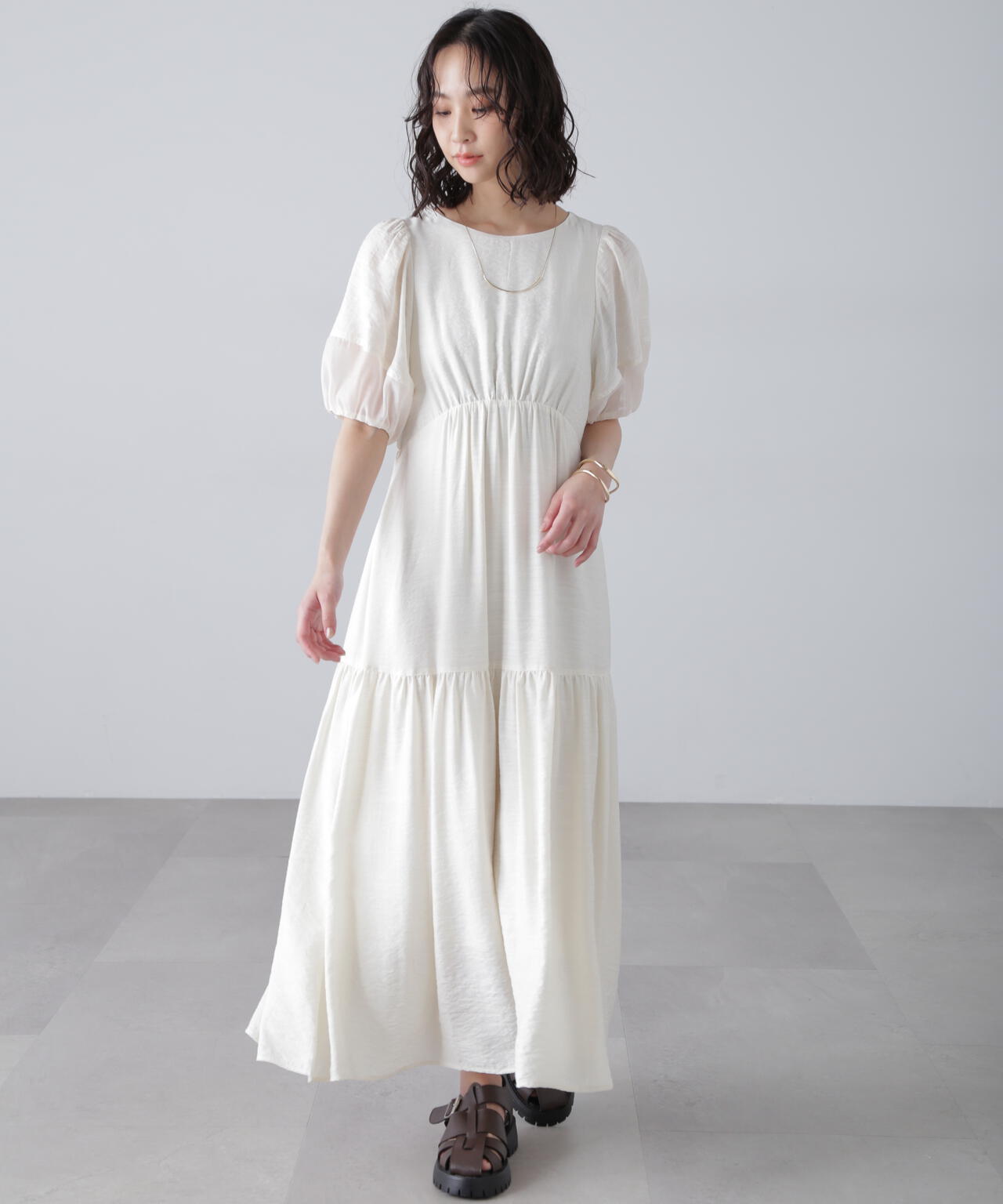 ランタンスリーブバックリボンワンピース