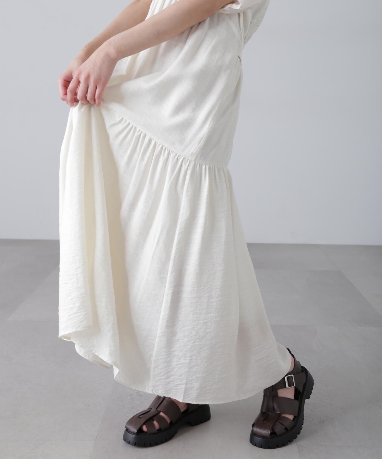 ランタンスリーブバックリボンワンピース