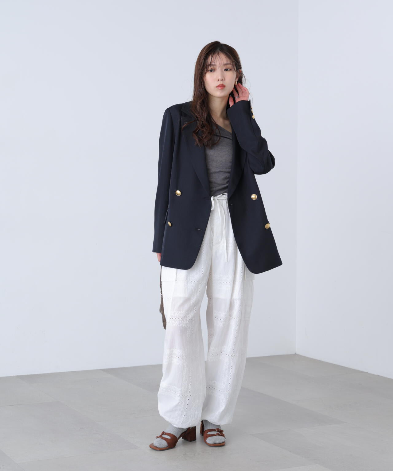 金ボタンダブルブレストジャケット【2サイズ展開】【背中部分:半裏仕様、袖部分:裏地なし】