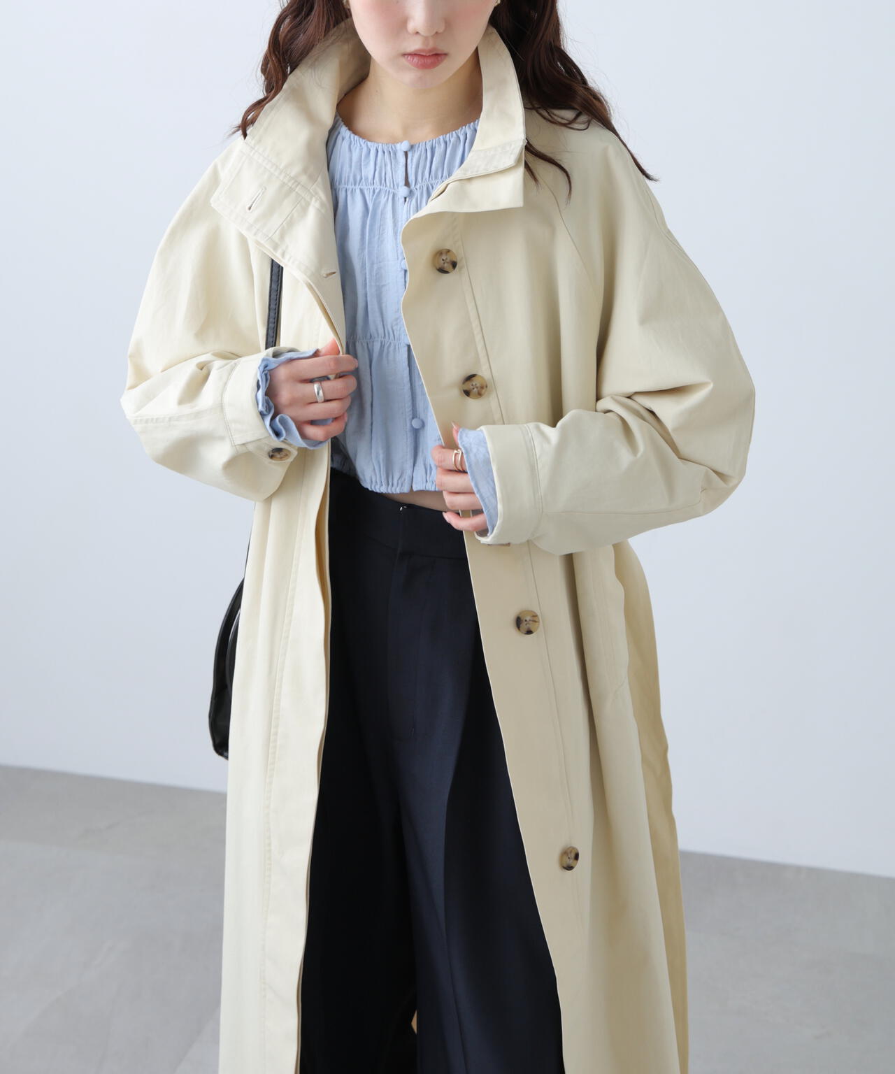スタンドカラーロングトレンチコート