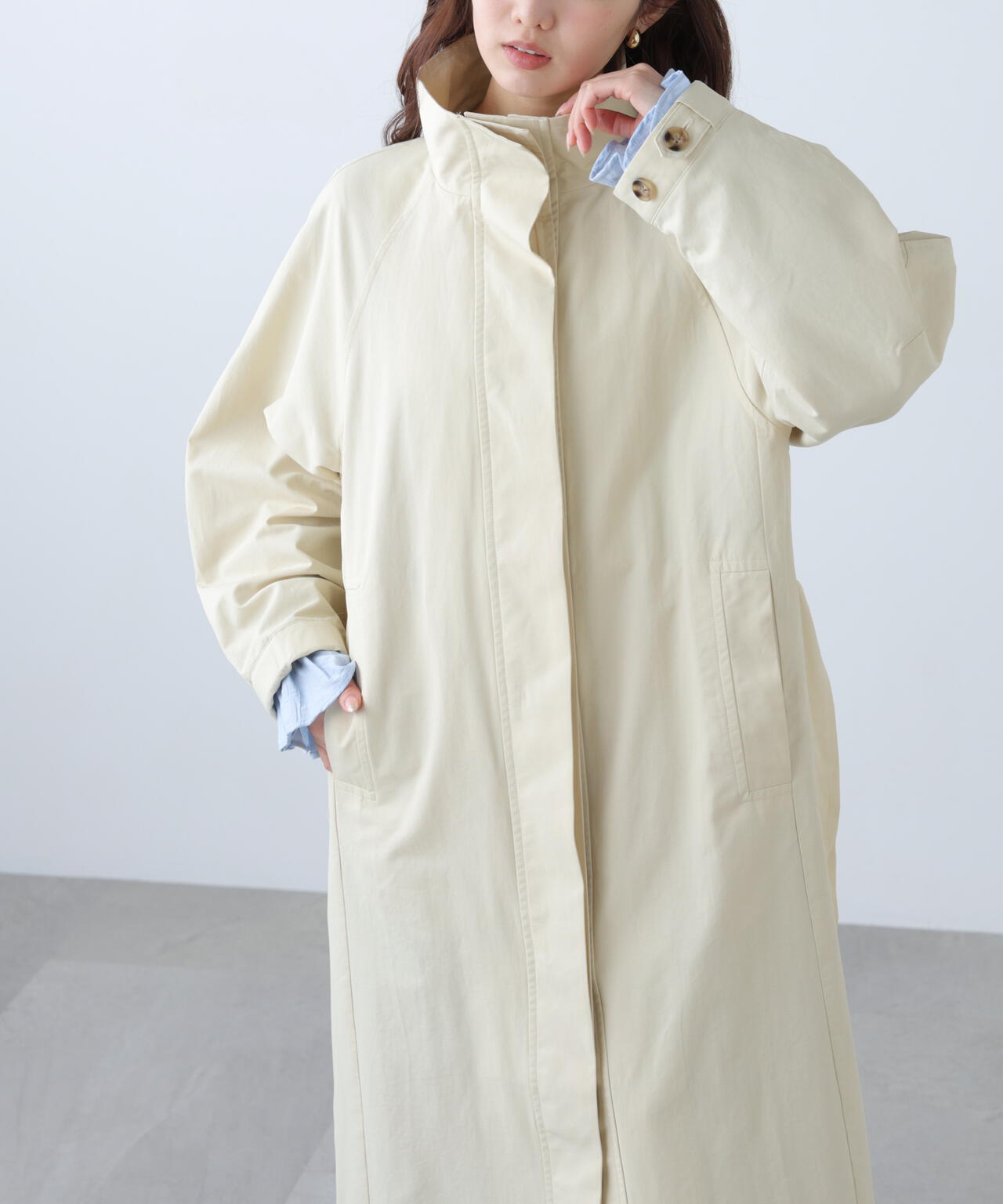 スタンドカラーロングトレンチコート