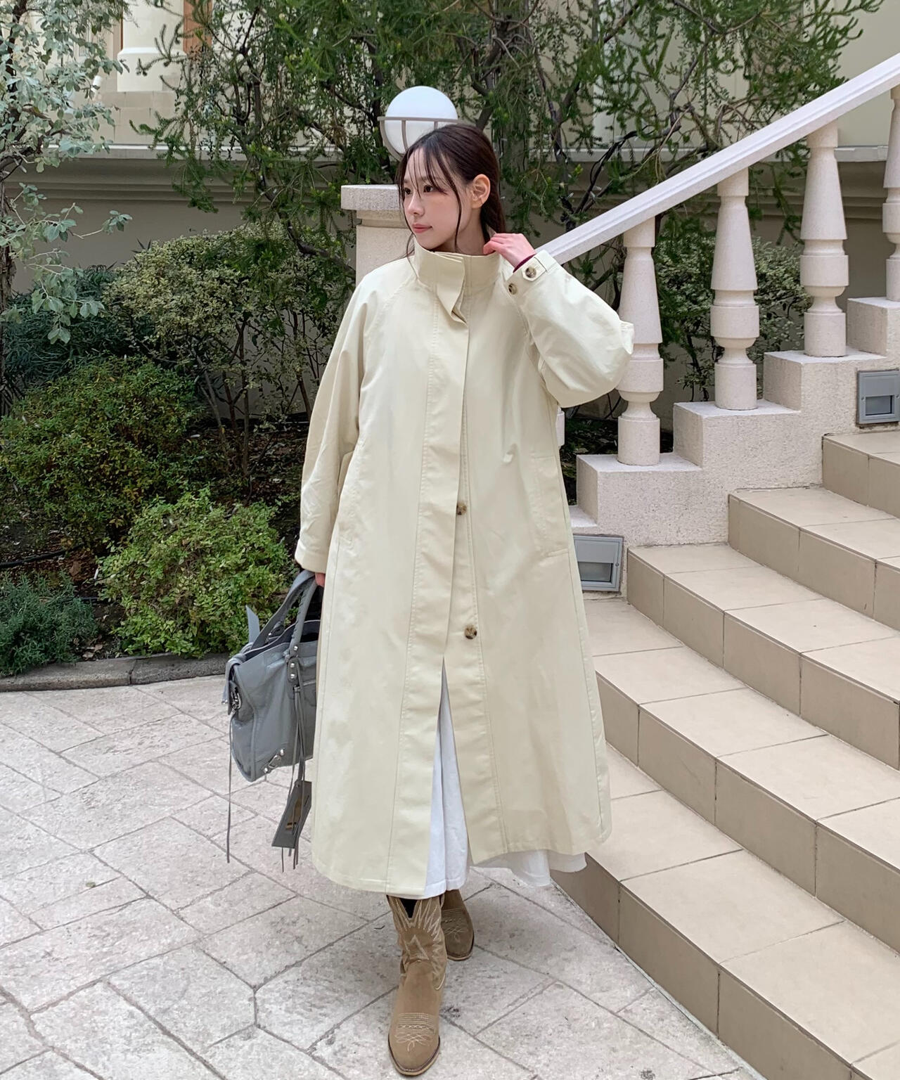 スタンドカラーロングトレンチコート