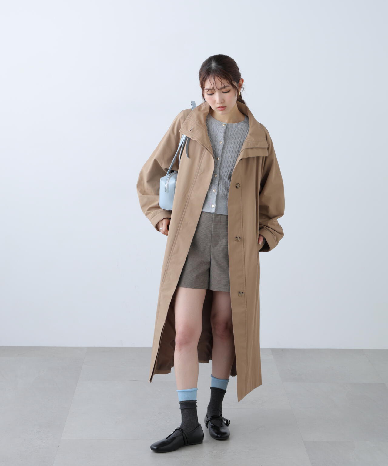 スタンドカラーロングトレンチコート