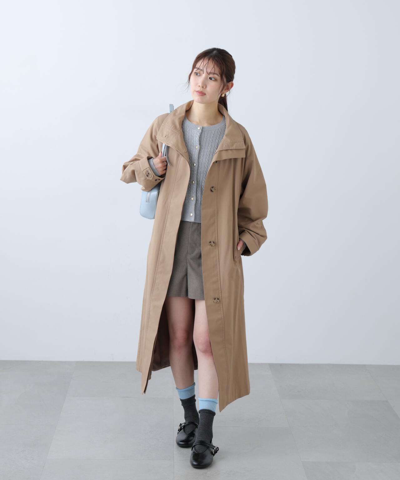 スタンドカラーロングトレンチコート