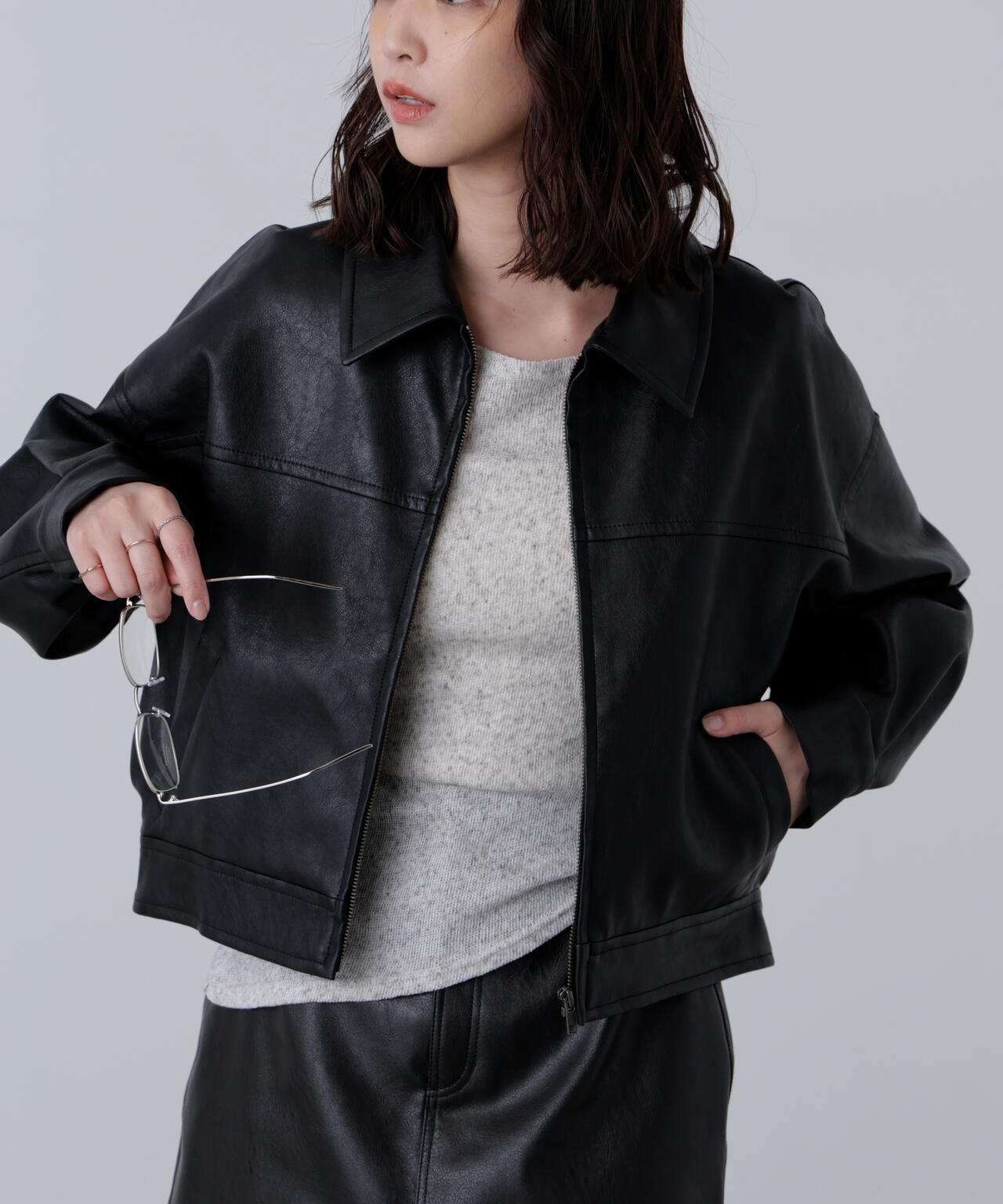 合皮ジップアップブルゾン