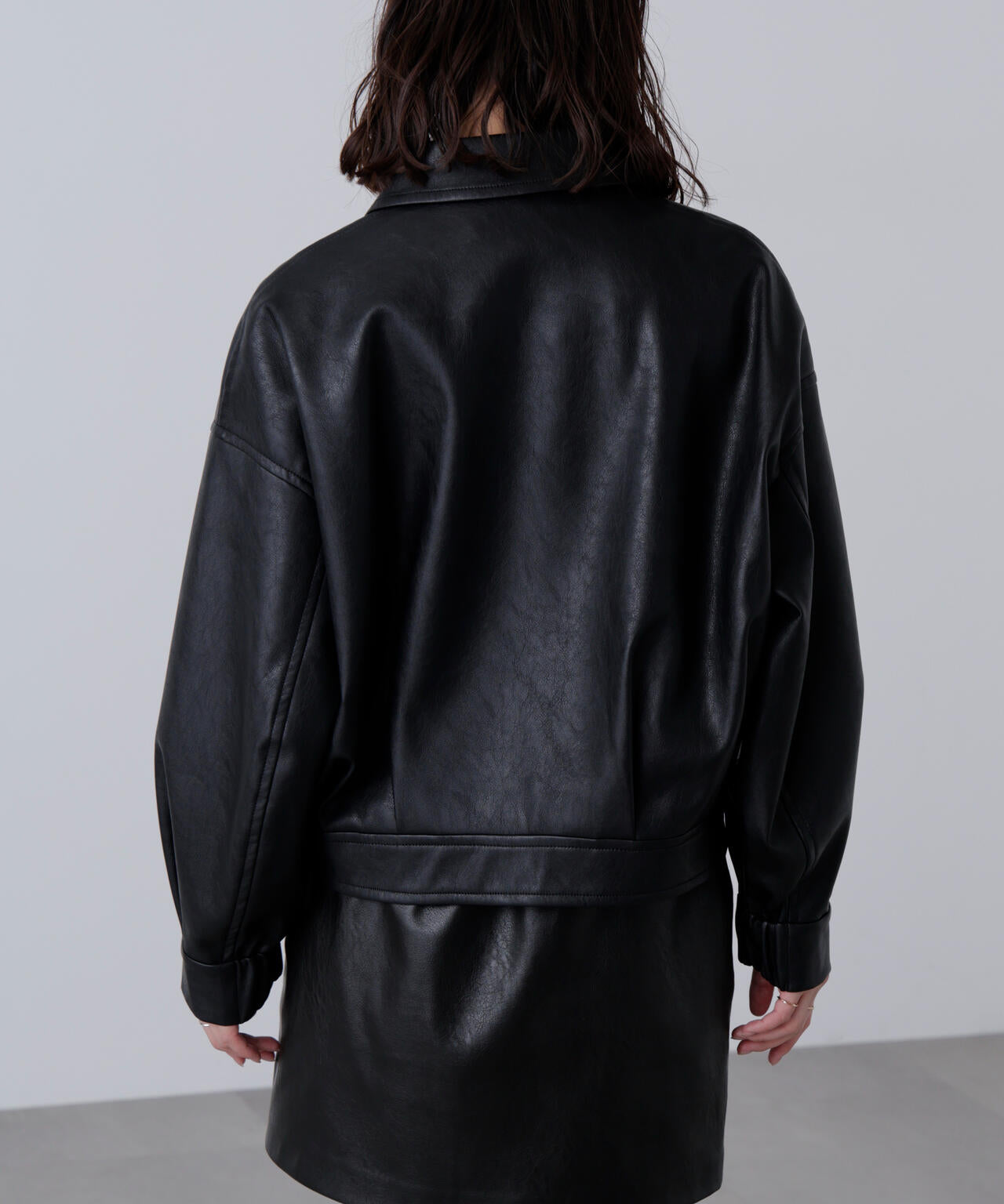 合皮ジップアップブルゾン