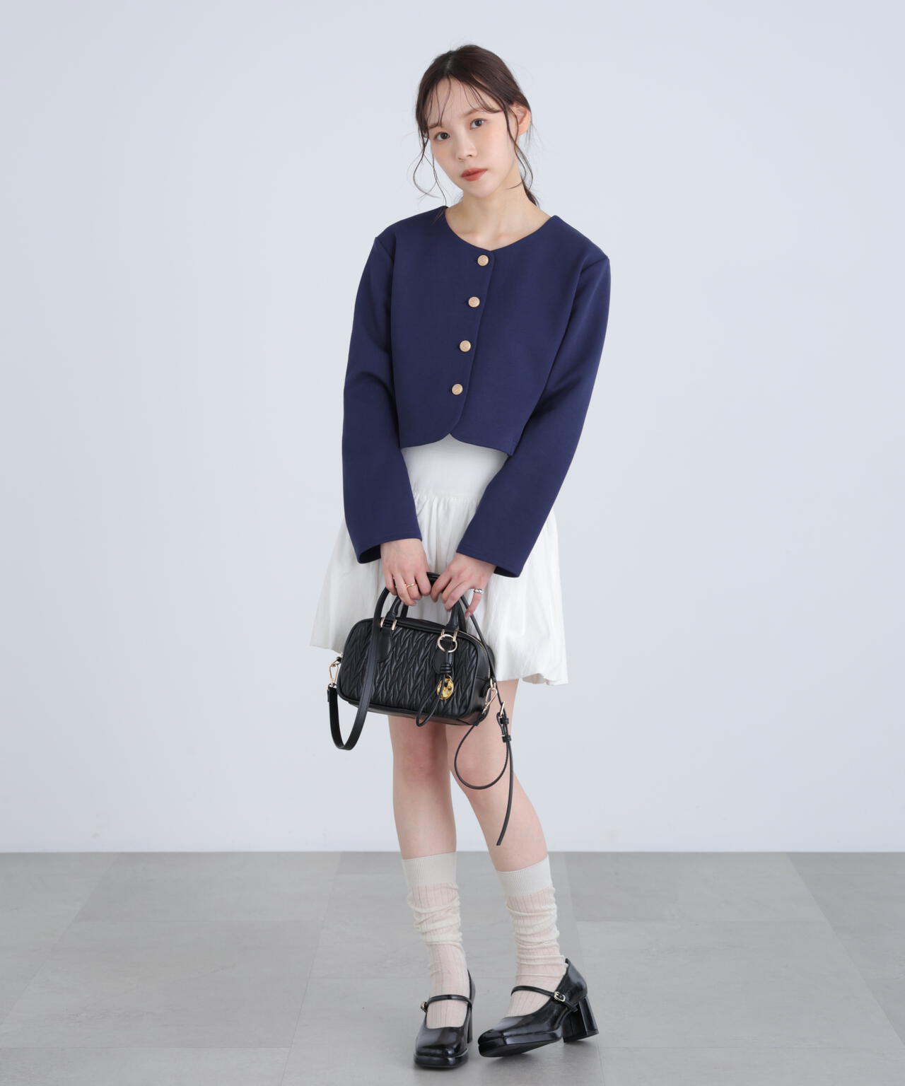 金ボタンノーカラージャケット