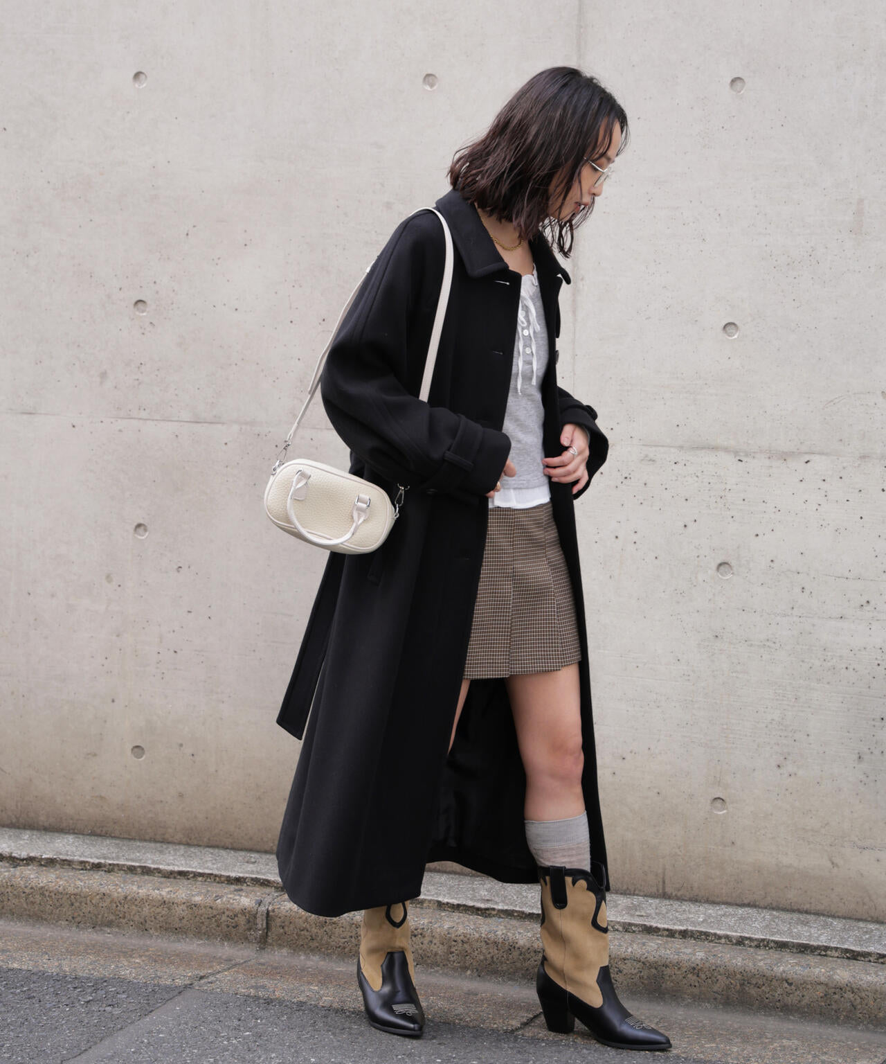 レイヤード風フリルリボンカットソー