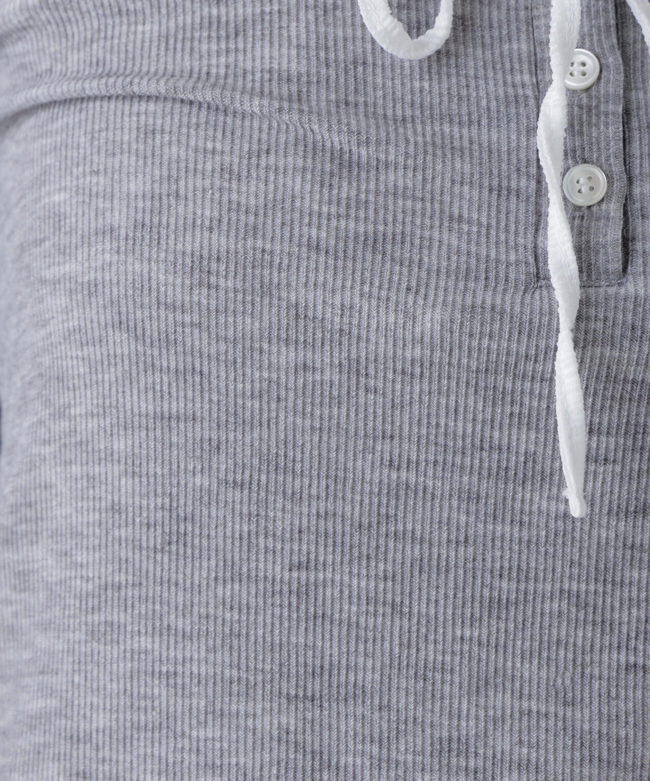 レイヤード風フリルリボンカットソー