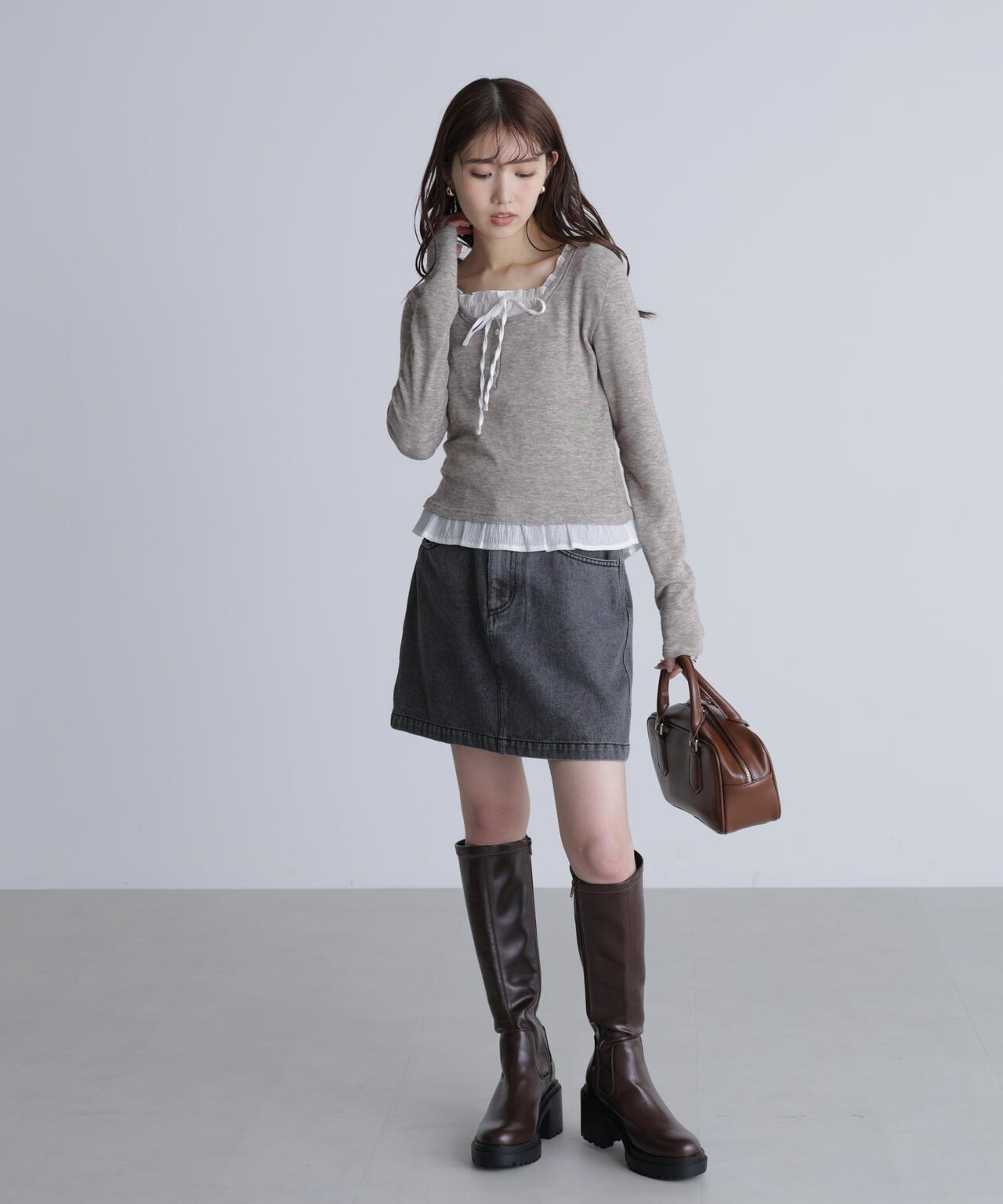 レイヤード風フリルリボンカットソー