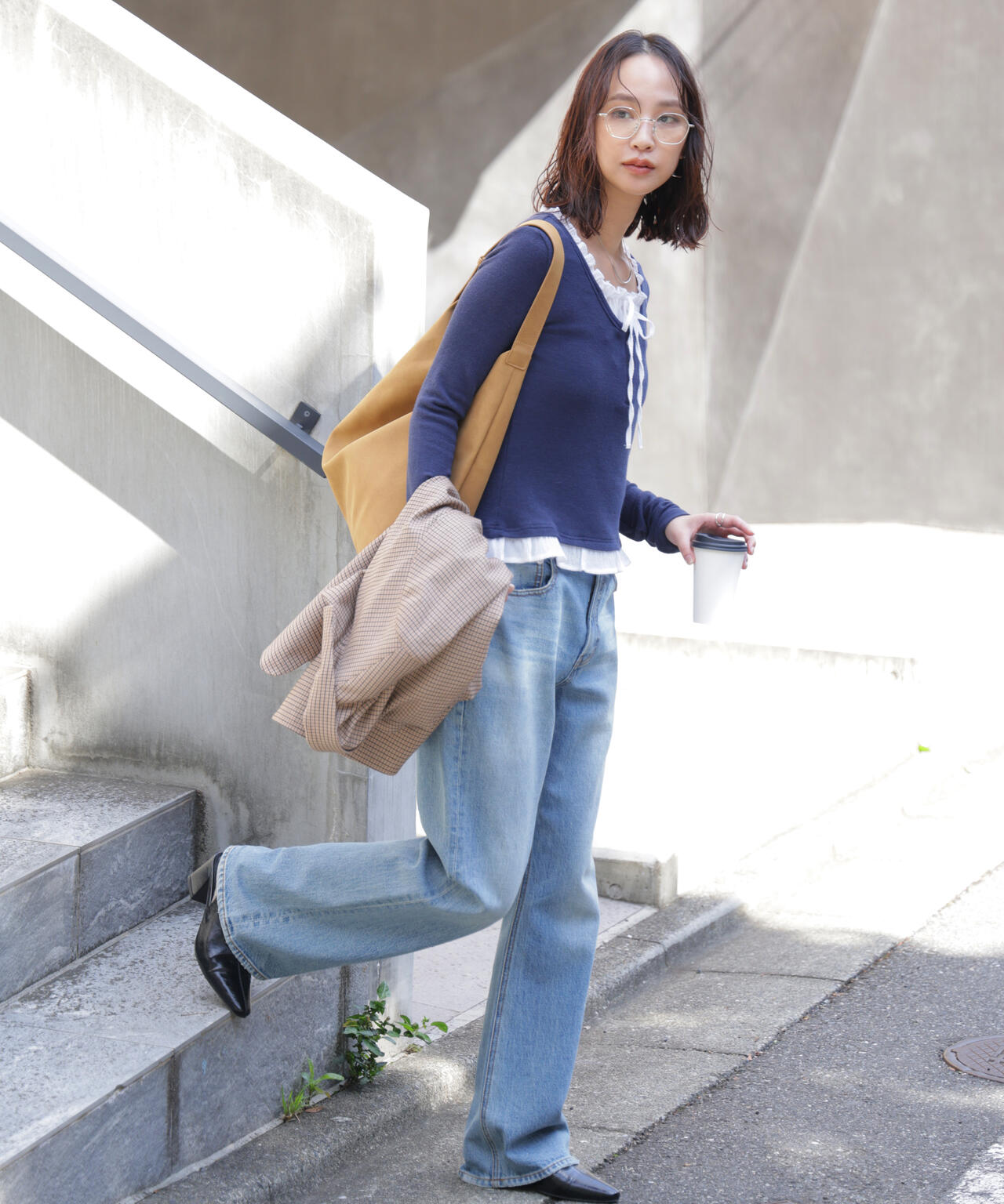 レイヤード風フリルリボンカットソー