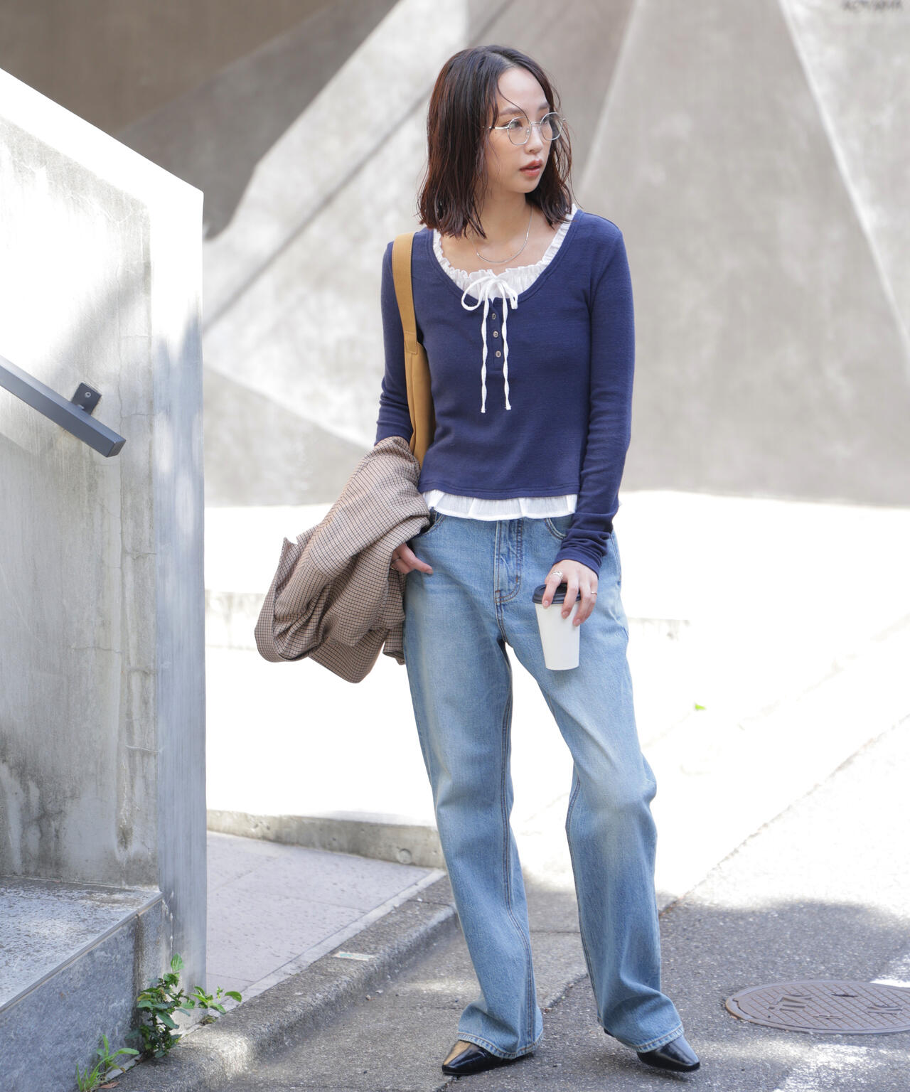 レイヤード風フリルリボンカットソー