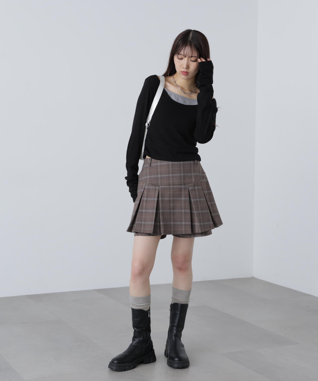 ワンショルキャミレイヤード風カットソー