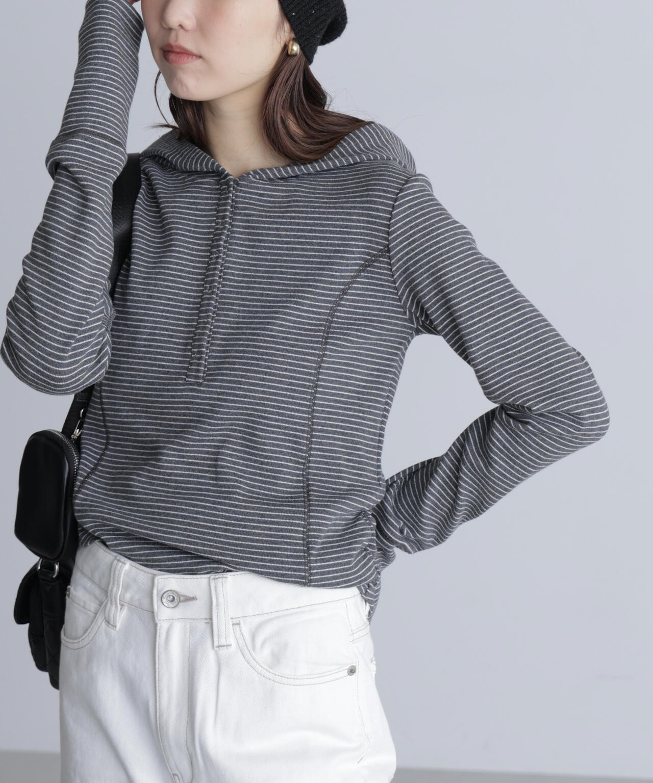 スキッパーカットソーフーディー