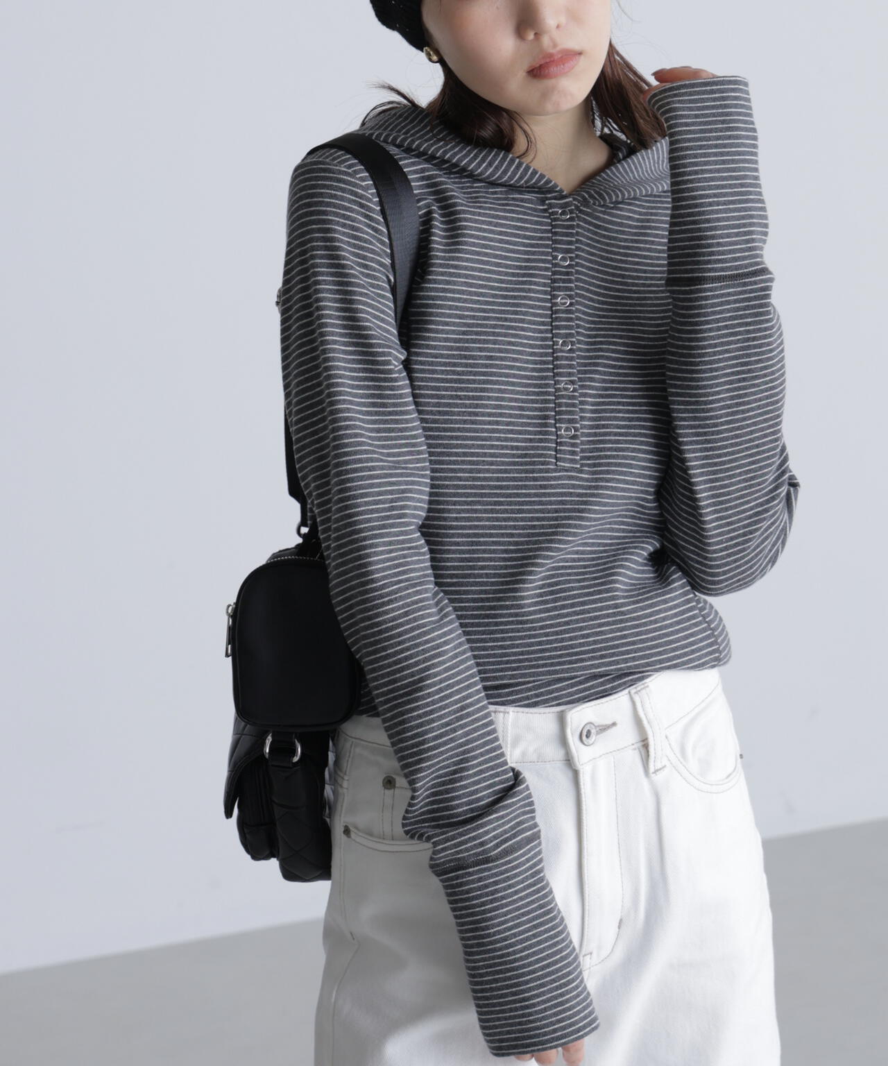 【追加生産予約】スキッパーカットソーフーディー