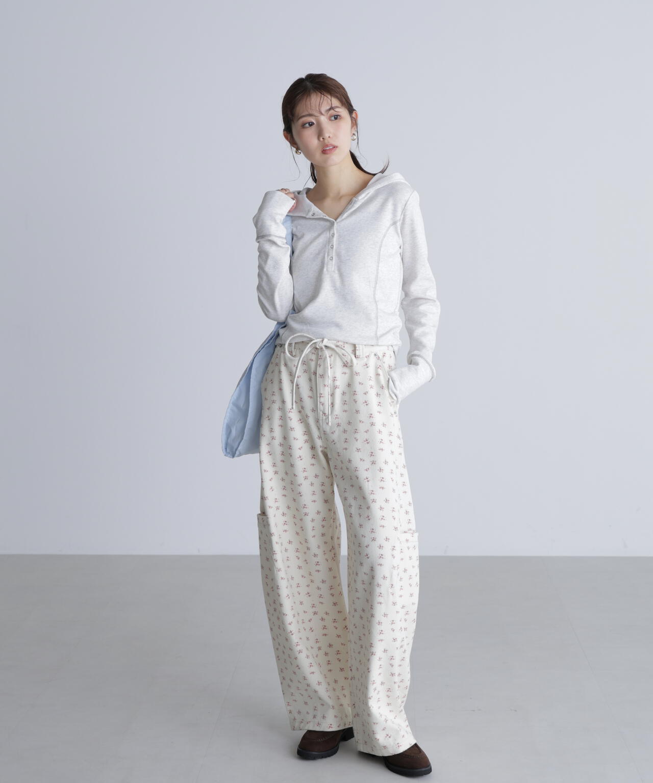 【追加生産予約】スキッパーカットソーフーディー