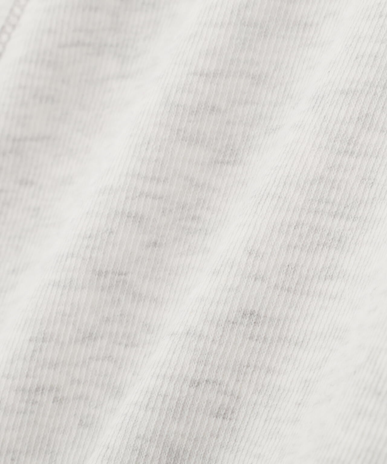 【追加生産予約】スキッパーカットソーフーディー