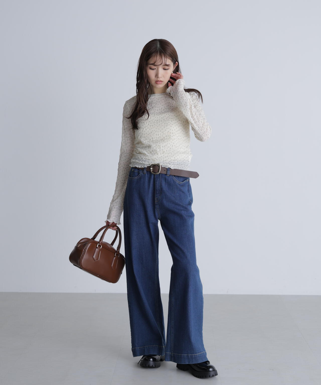 長袖レースカットソー