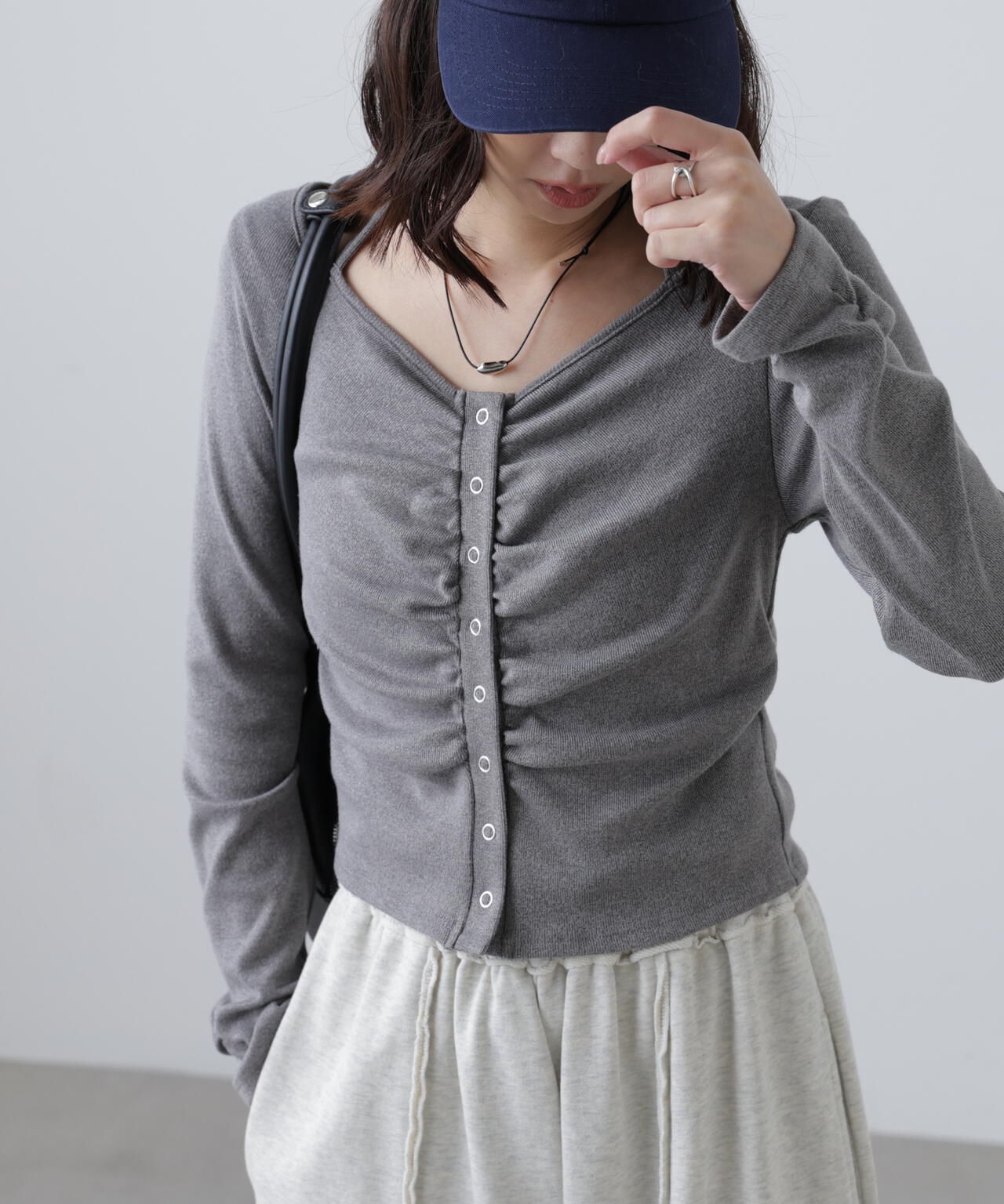 フロントギャザーデコルテカットソー