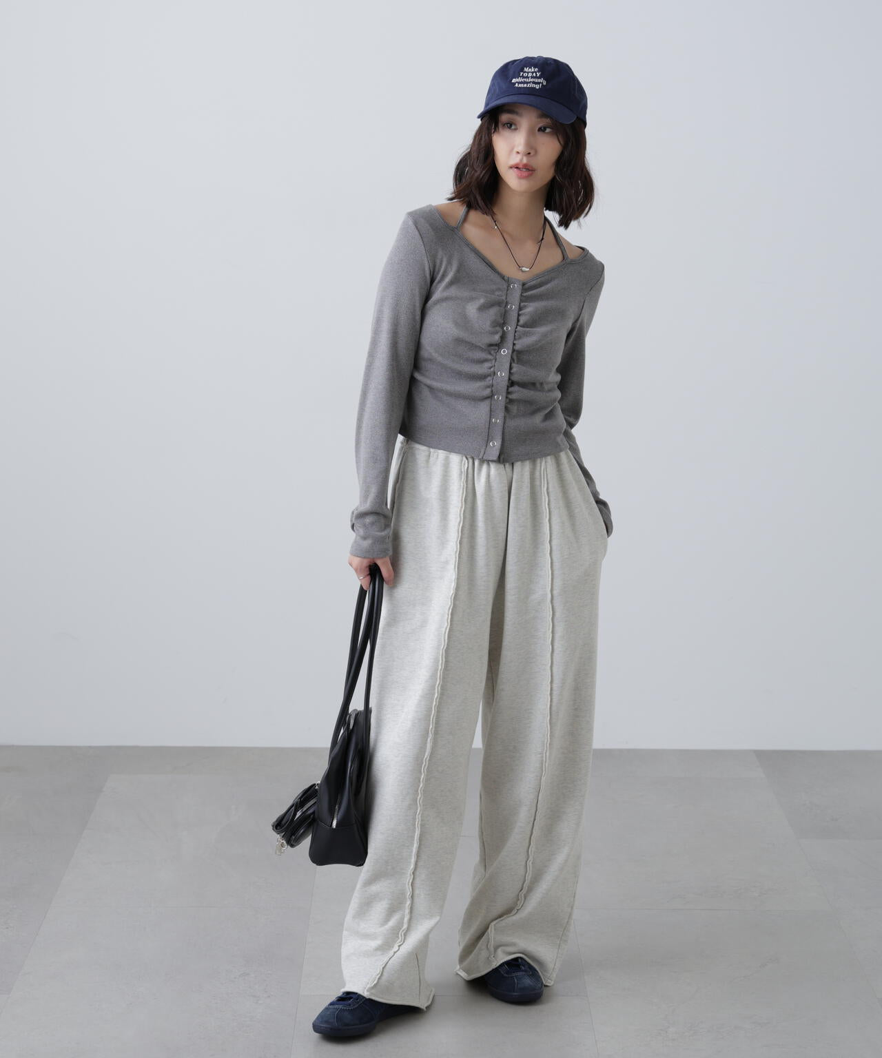 フロントギャザーデコルテカットソー