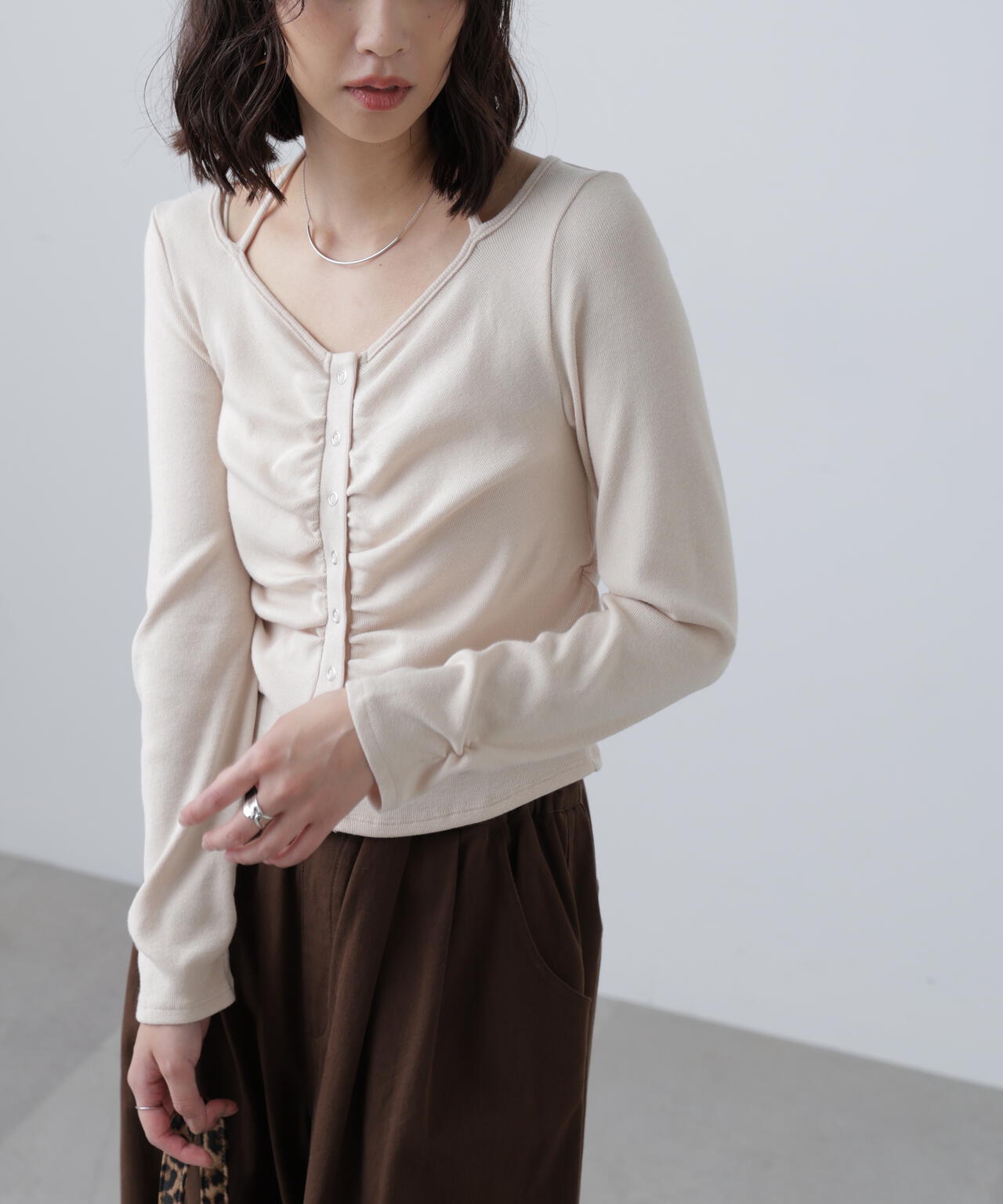 フロントギャザーデコルテカットソー