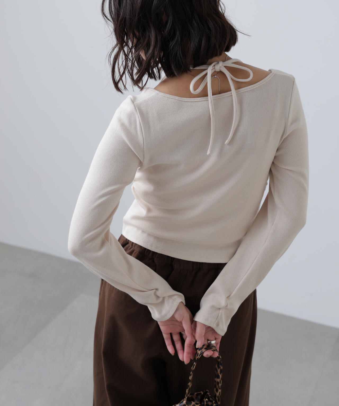 フロントギャザーデコルテカットソー