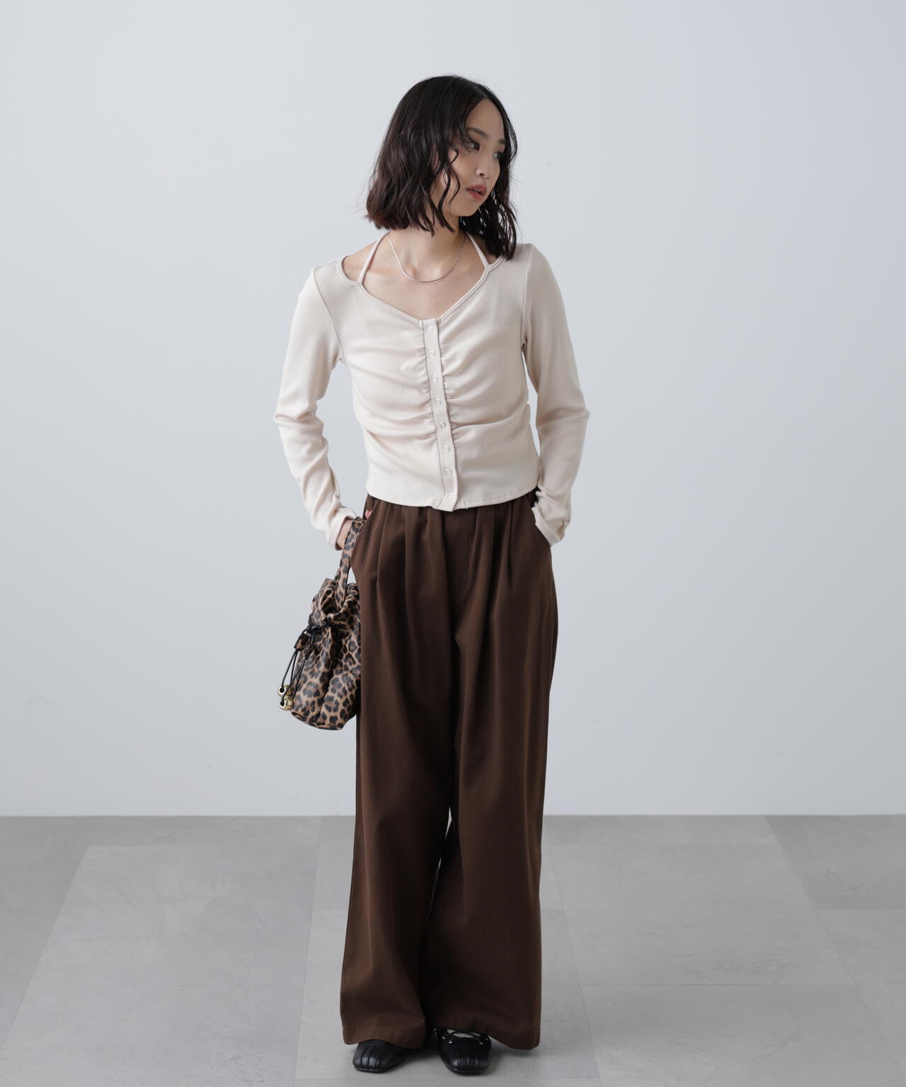 フロントギャザーデコルテカットソー