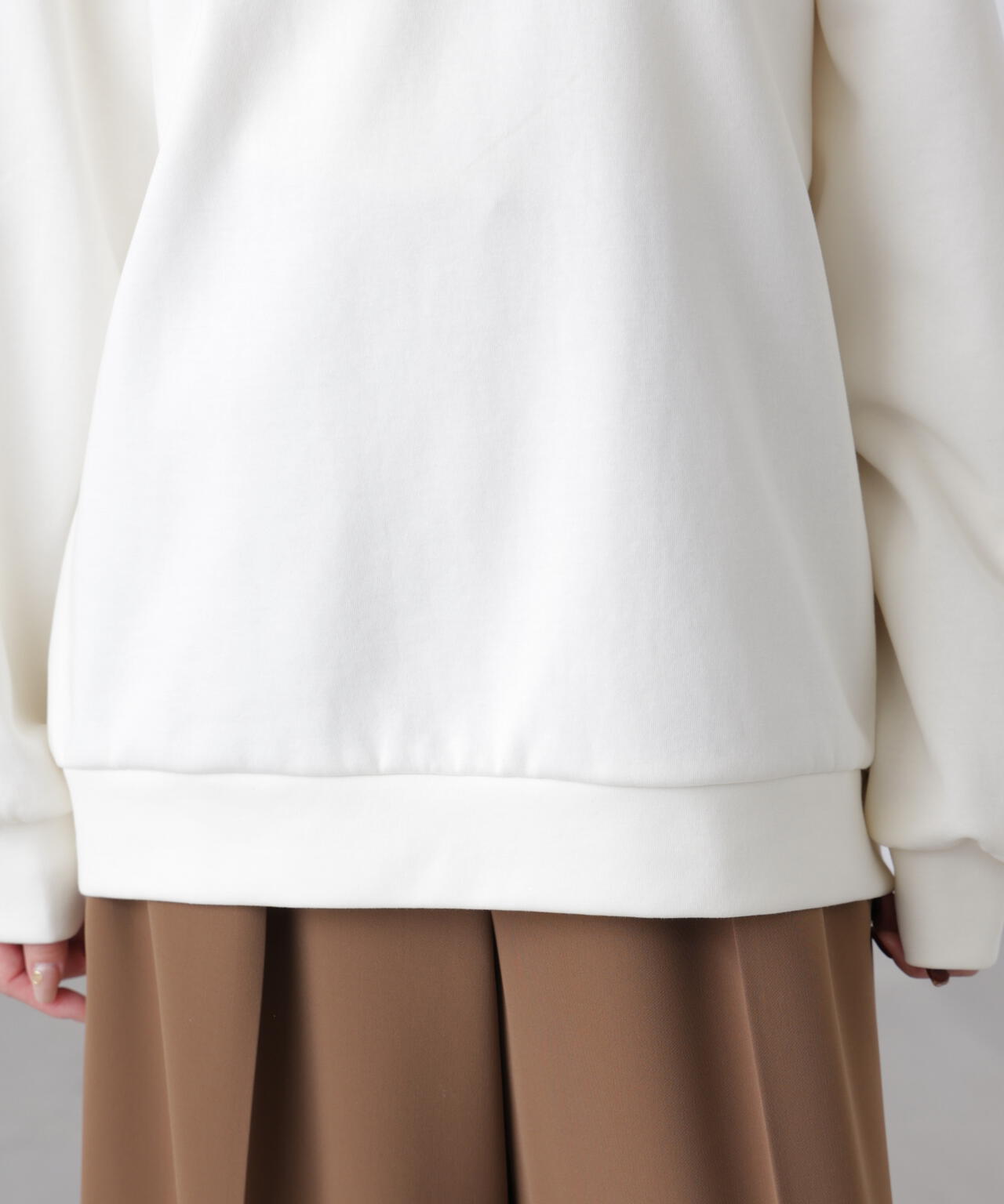 ワンショルロゴプリントスウェット