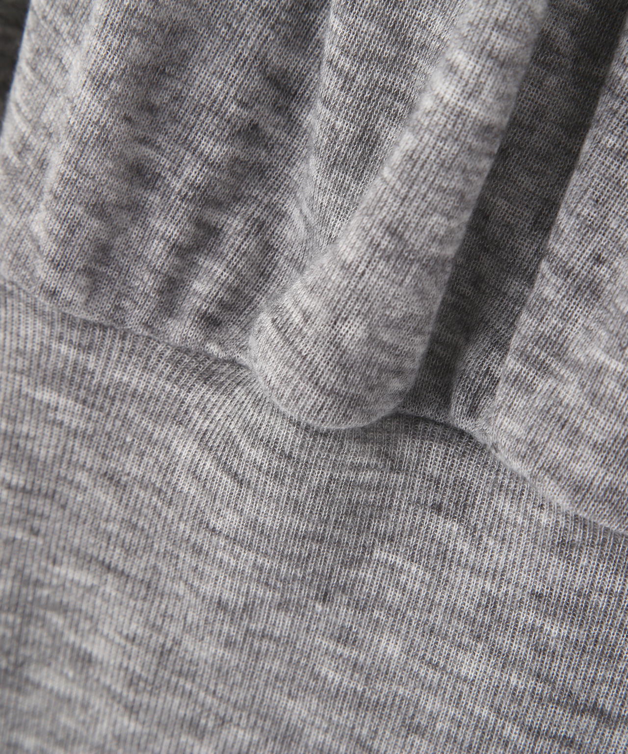 オフショルシアーギャザーカットソー