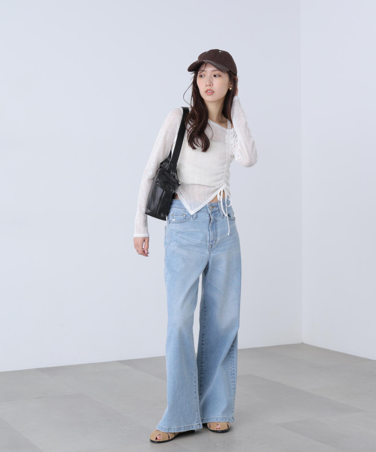 162cm 着用サイズ:FR