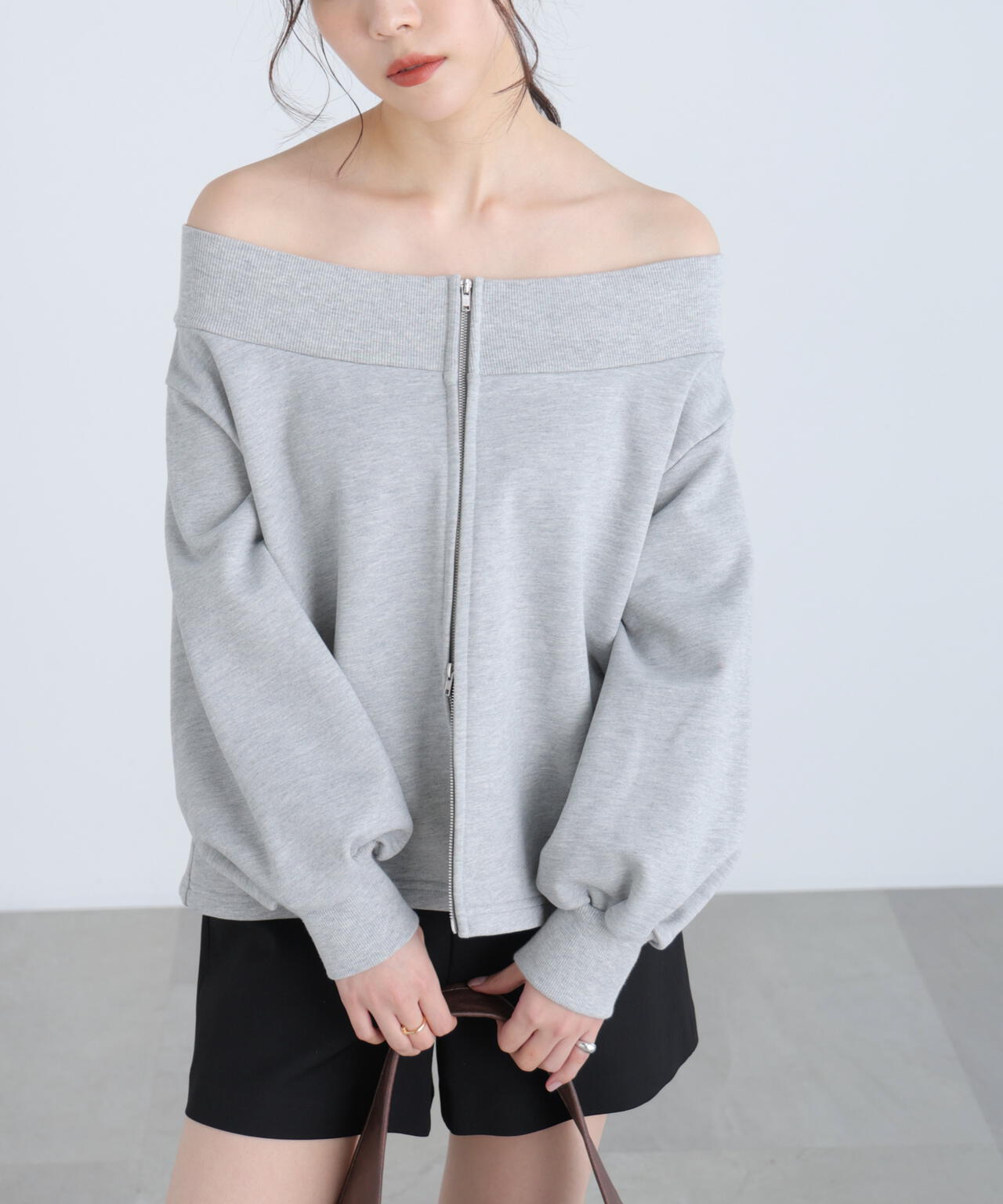 【MFM】袖バルーンオフショルZIPカットソー