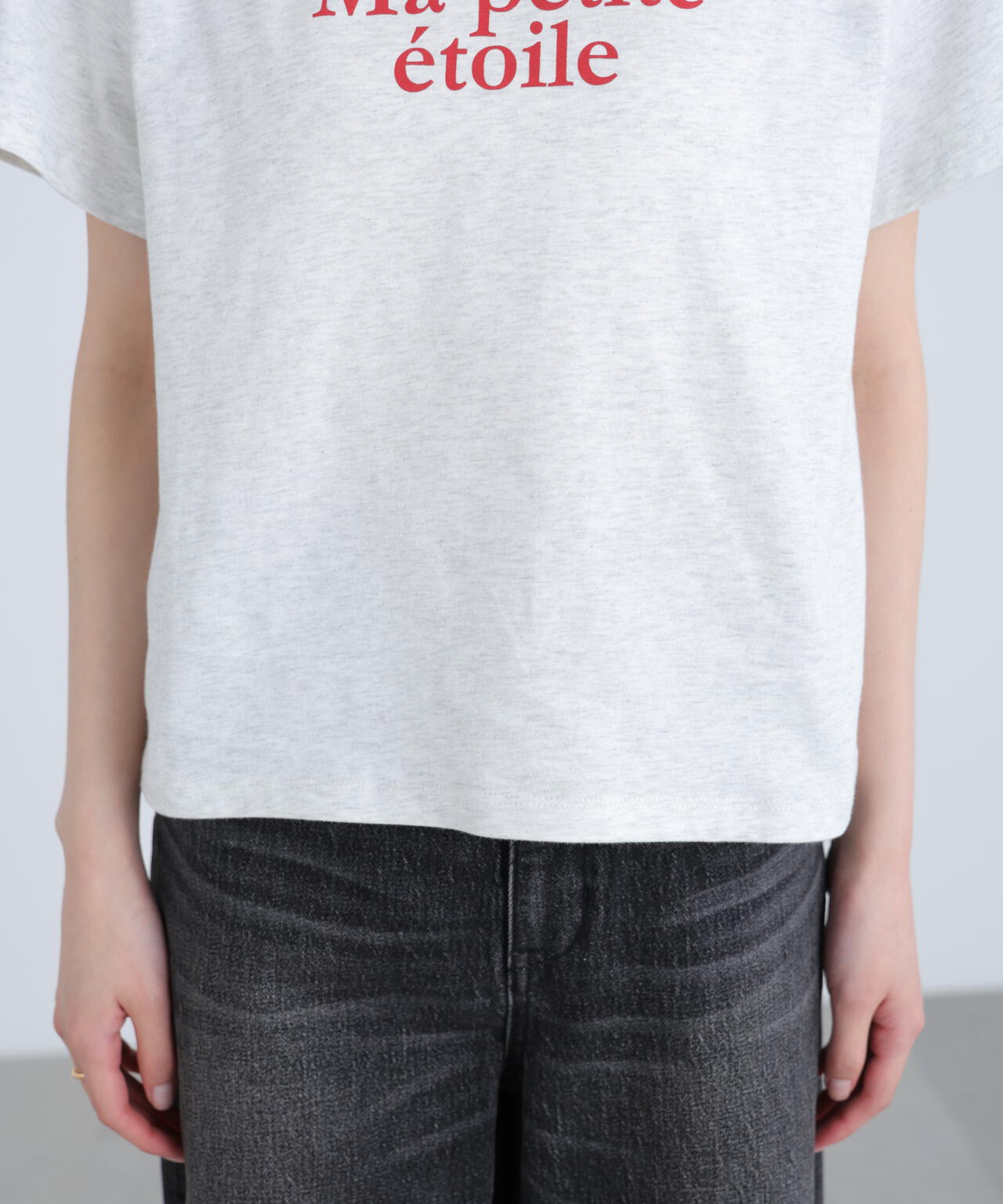 フレンチロゴプリントTシャツ