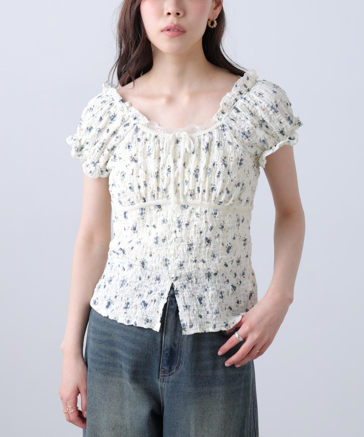 164cm 着用サイズ:FR