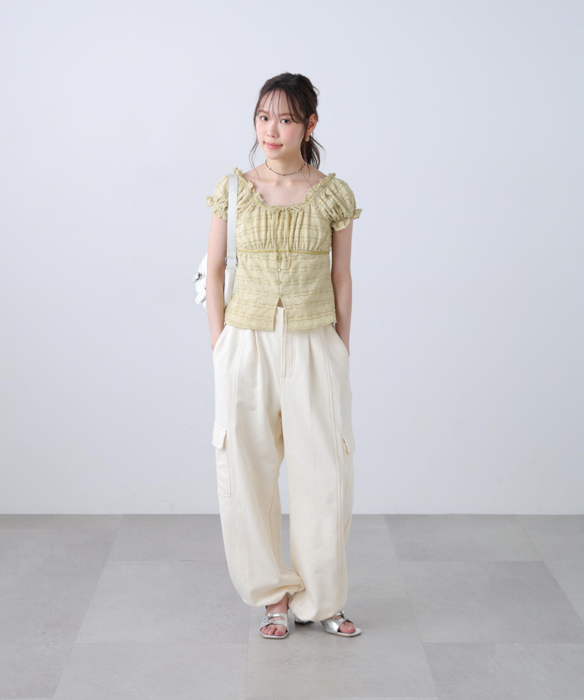 164cm 着用サイズ:FR