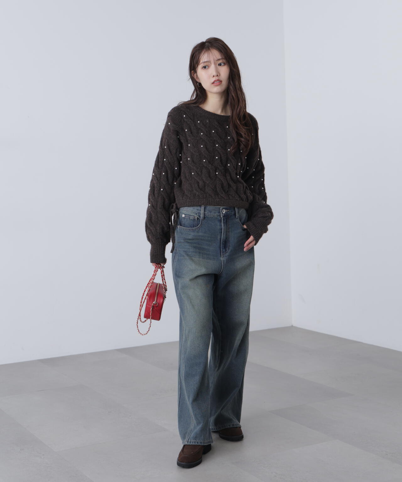 【レッド 追加生産予約】ウエストゴムパールミックスケーブルドロストニット