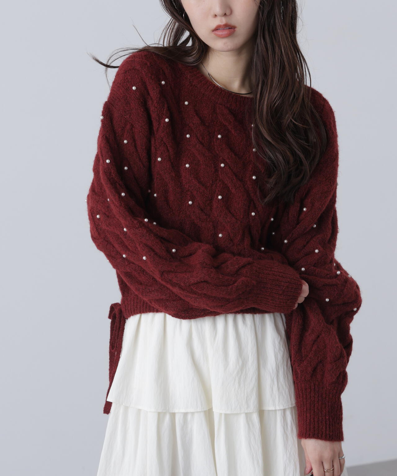 【レッド 追加生産予約】ウエストゴムパールミックスケーブルドロストニット