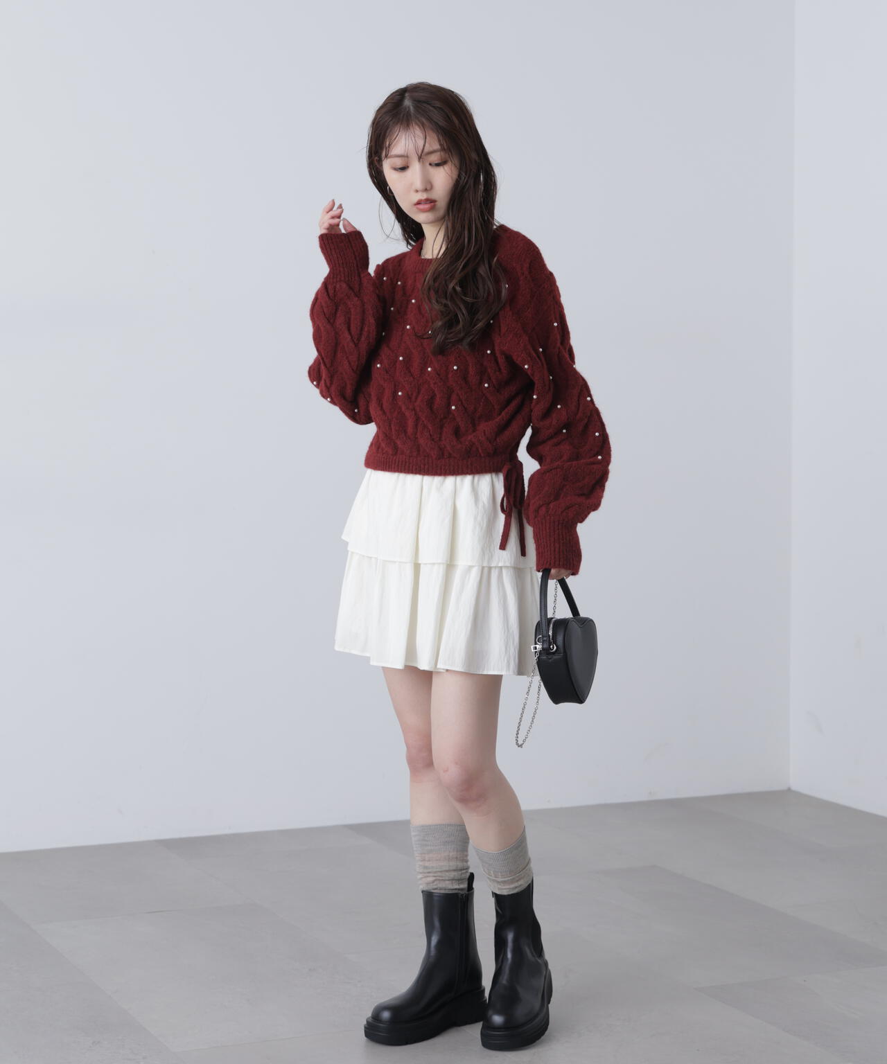 【レッド 追加生産予約】ウエストゴムパールミックスケーブルドロストニット