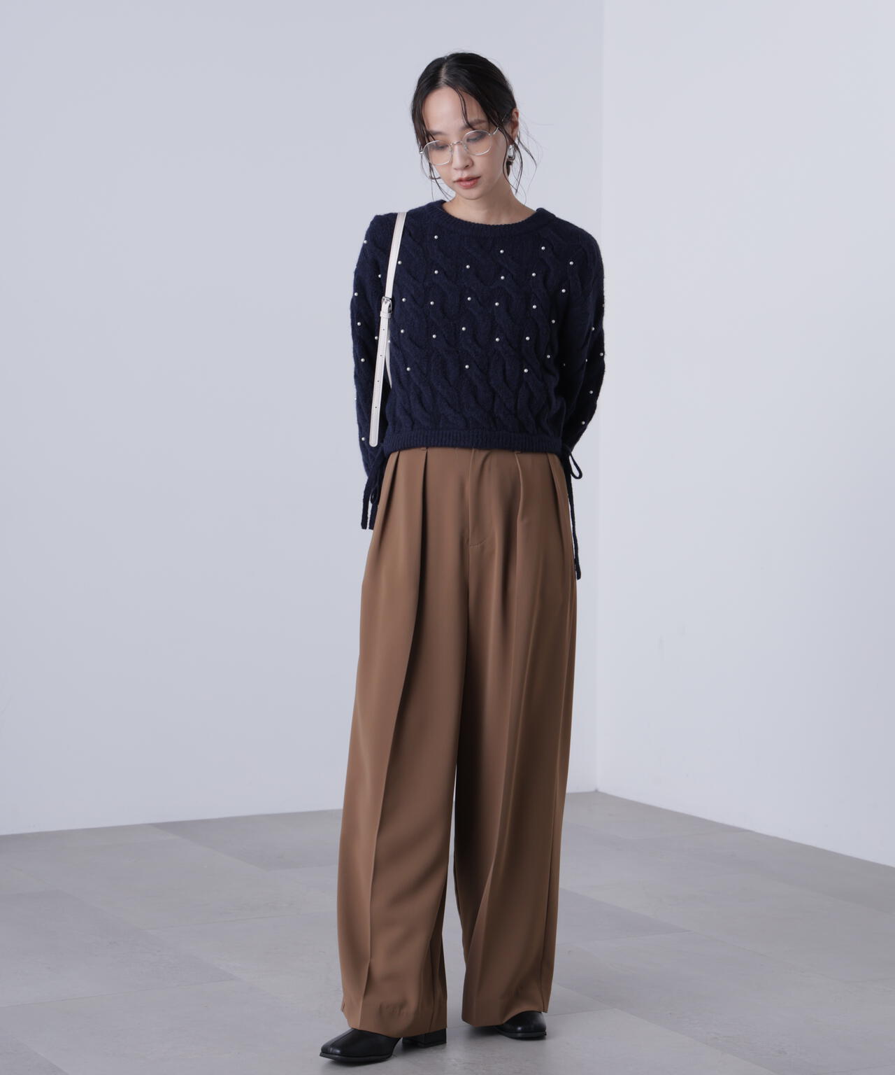 【レッド 追加生産予約】ウエストゴムパールミックスケーブルドロストニット