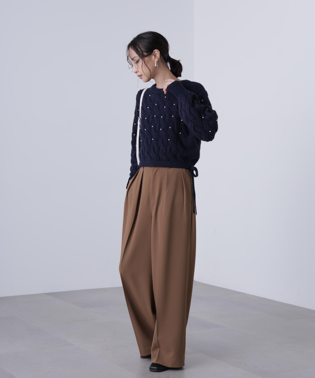 【レッド 追加生産予約】ウエストゴムパールミックスケーブルドロストニット