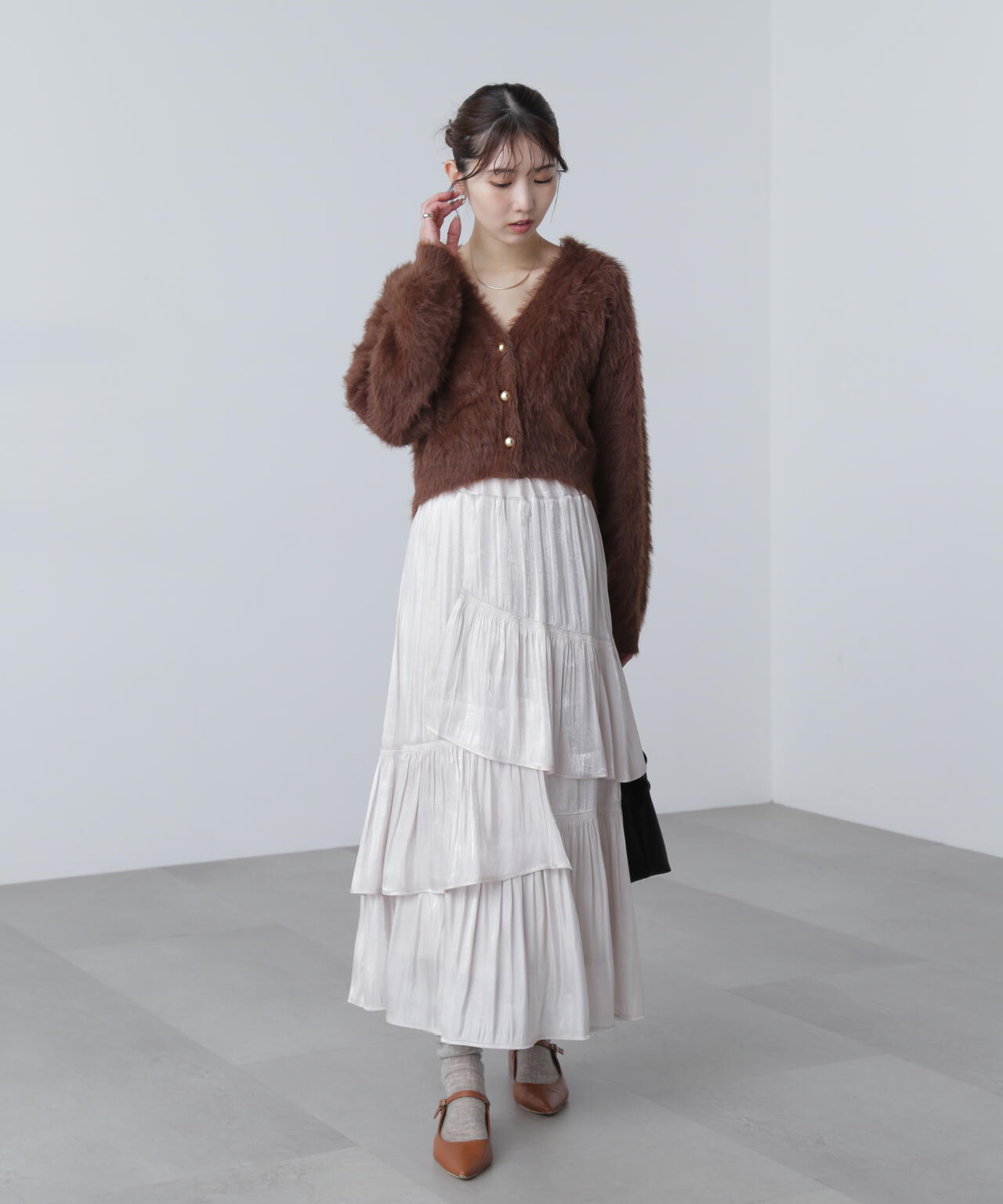 【はかな企画】金ボタンロングシャギーニットカーディガン〈MFM〉