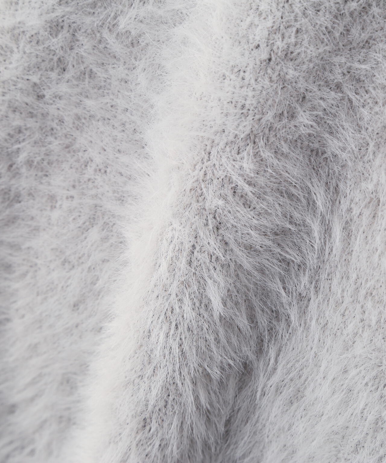 オフショルシャギーニット