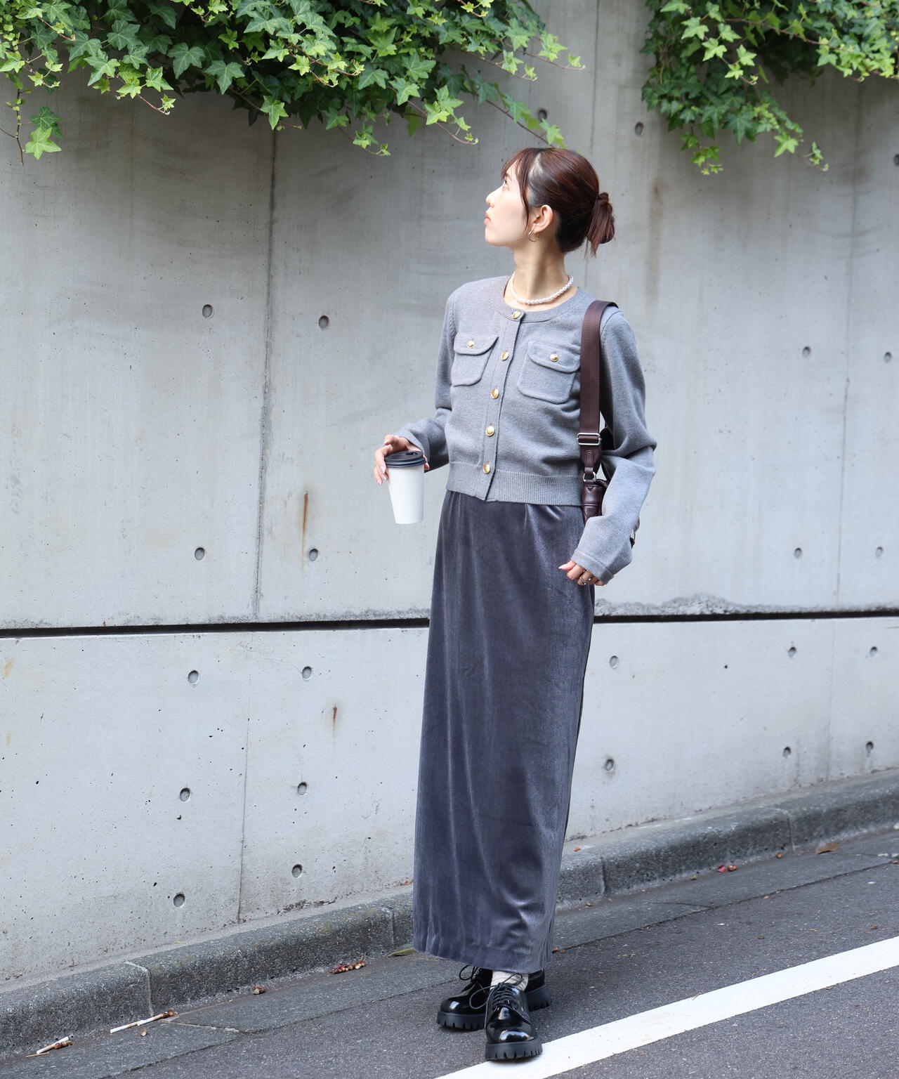 フロントポケット金ボタンニットカーディガン