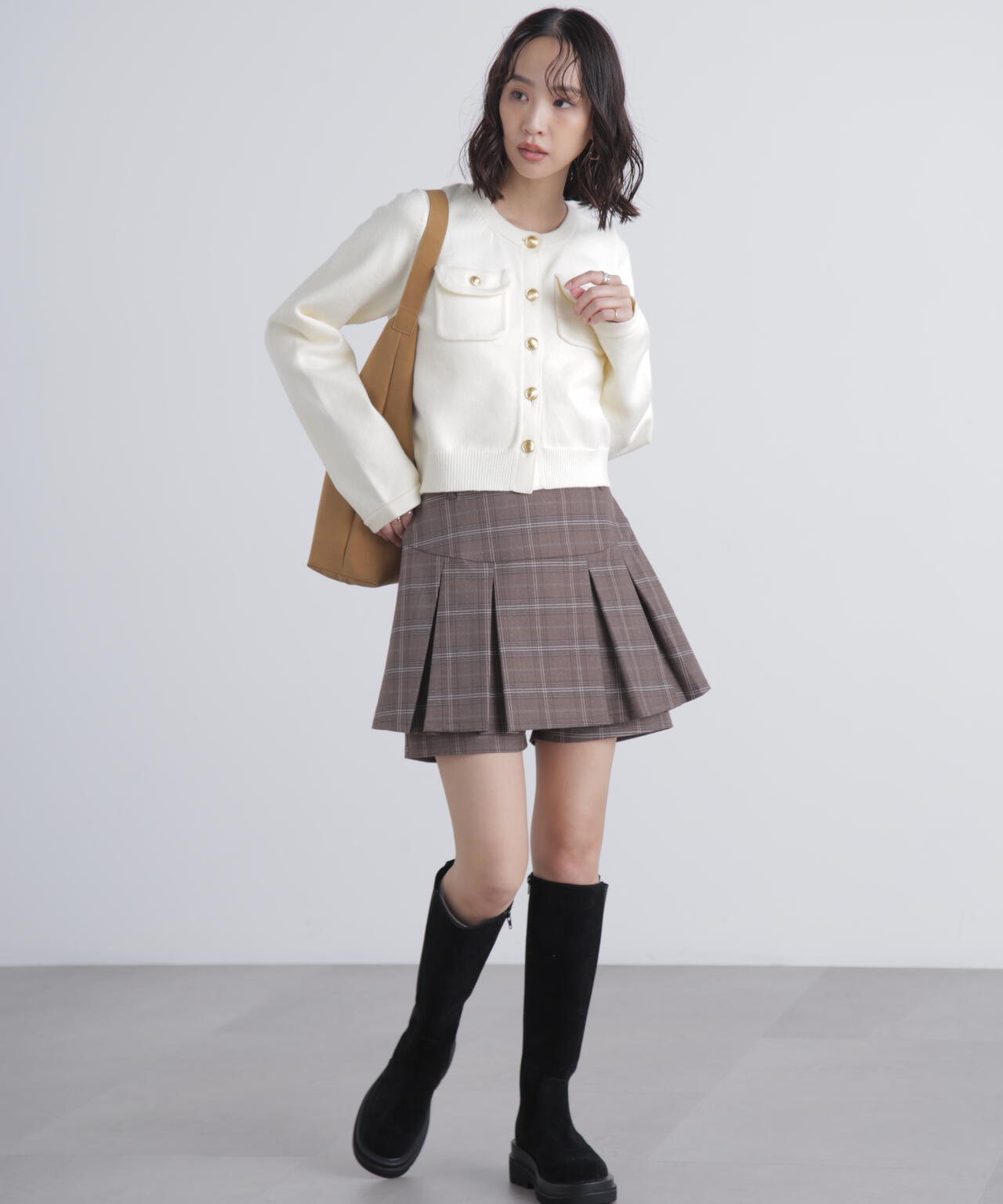 フロントポケット金ボタンニットカーディガン