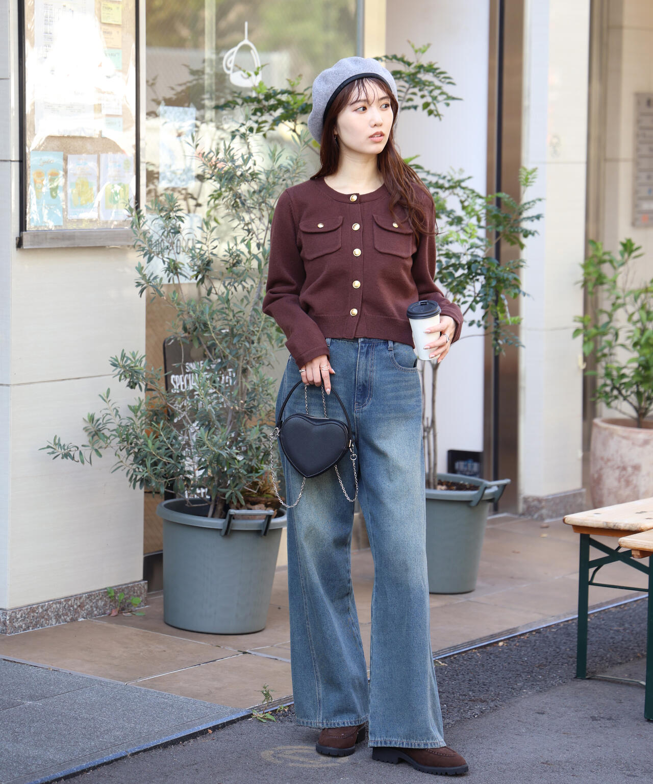 フロントポケット金ボタンニットカーディガン